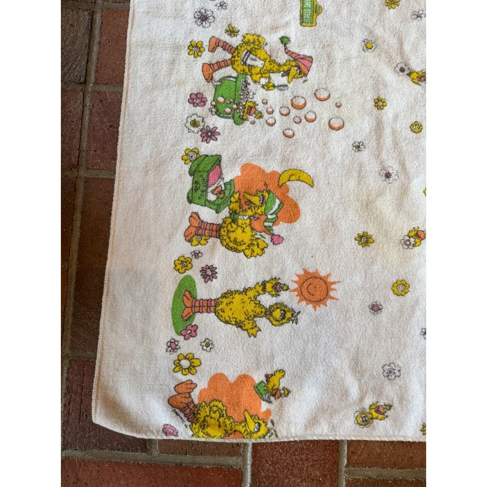Vintage Sesame Street Big Bird Bath Towel‎ Retro Character Print White